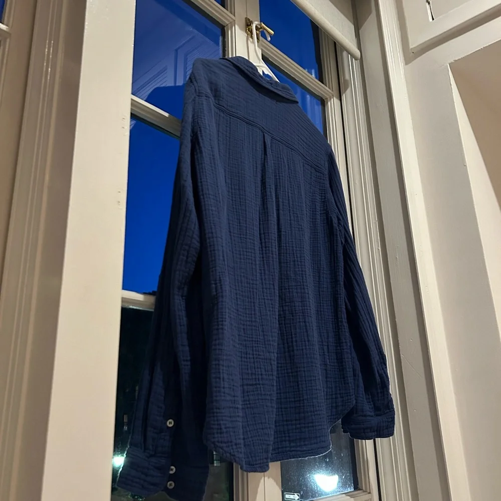 Xirena soft cotton gauze button down - Picture 6 of 6